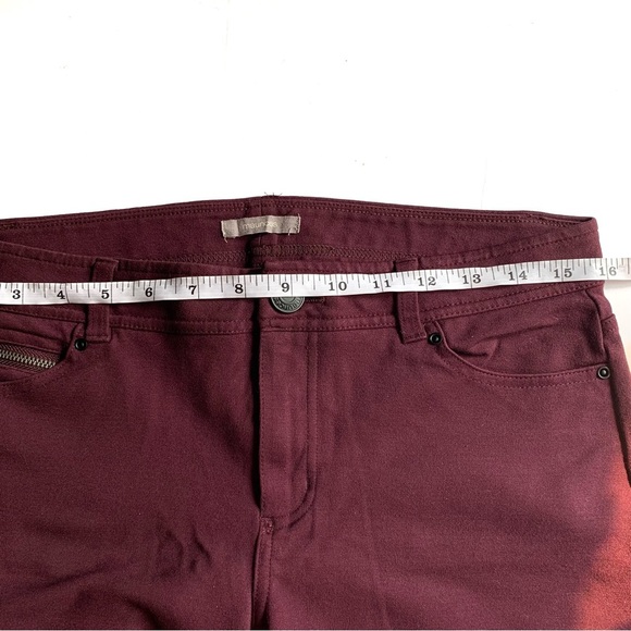 Maurices Burgundy Ladies Size Medium Jeggings - Picture 4 of 10